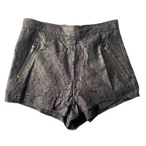 DIVIDED H&M Women’s Mini Shorts‎ Size US 4